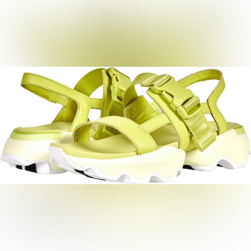 Sorel Kinetic Impact Sling Sandals, Bolt & White, sz8.5 NIB